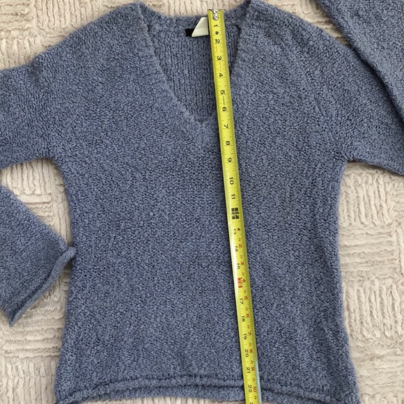 J. Crew v-neck sweater Size Small - Picture 7 of 8